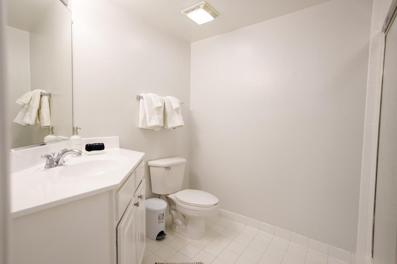 Ballston Getaway King Suite Arlington Exteriér fotografie